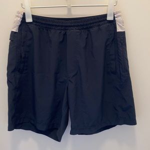 Bird dog size large, navy and white. Classic length